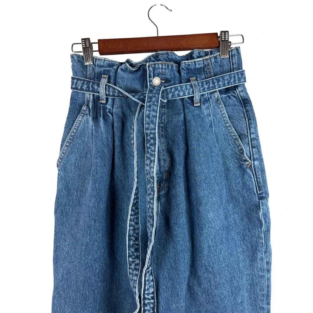 Abercrombie & Fitch Mom Jean Womens 26/2R‎ Blue Paperbag Waist Belted Straight